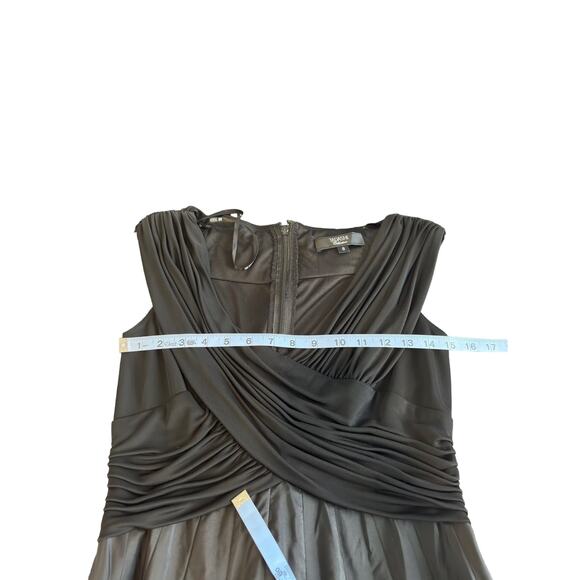 Tadashi Shoji Dress Black Ruched V-Neck Formal Evening Cocktail Hour Size 8 - Picture 7 of 9